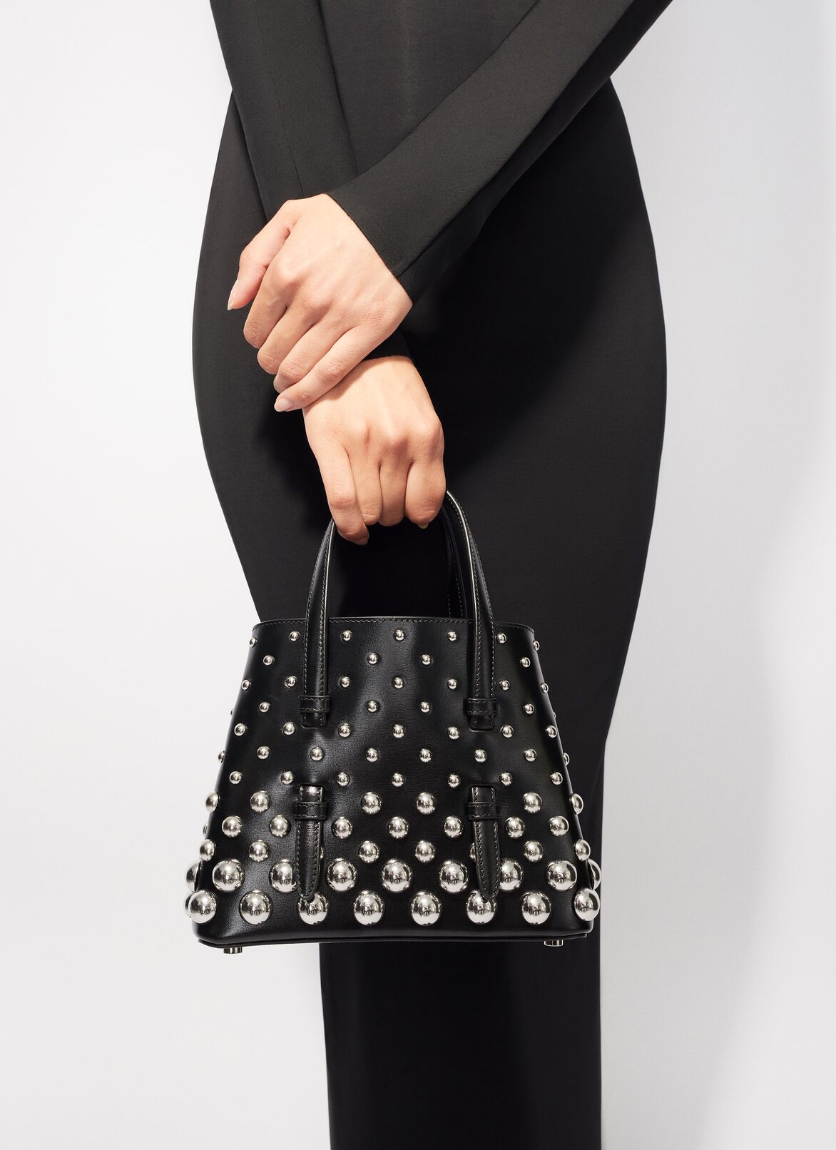 MINA 20 BAG IN NAPPA LEATHER ALAÏA BLACK MINA 20 BAG IN NAPPA LEATHER